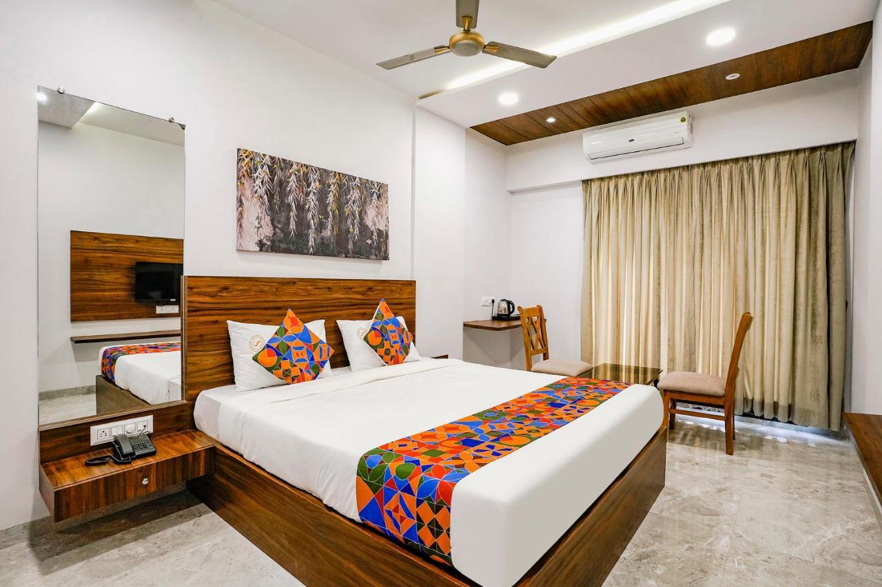 Fabhotel Swaraj Shirgaon  外观 照片