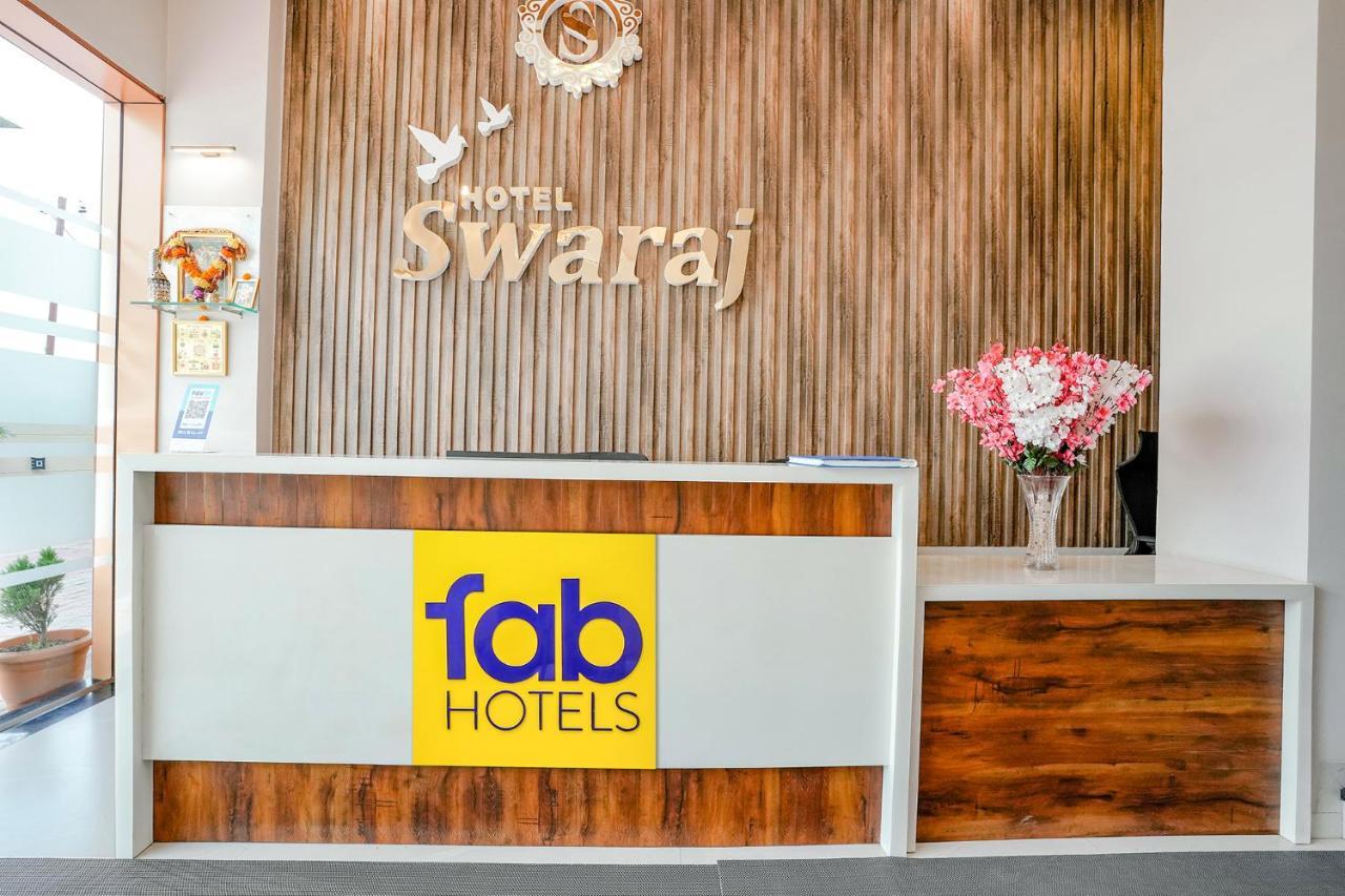 Fabhotel Swaraj Shirgaon  外观 照片